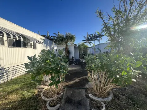 21 Ruthmary Avenue Briny Breezes FL 33435