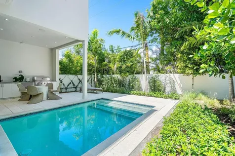 514 NE 7th Avenue Delray Beach FL 33483