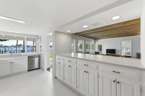 3208 N Flagler Drive West Palm Beach FL 33407