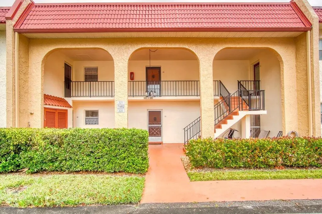 223 Lake Frances Drive West Palm Beach FL 33411