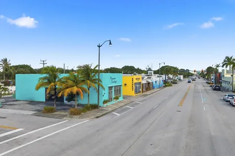 5023 S Dixie Highway West Palm Beach FL 33405
