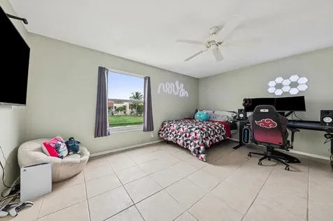 2700 Fiore Way Delray Beach FL 33445