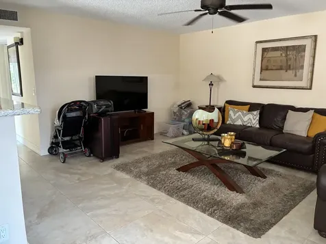 489 Burgundy K Delray Beach FL 33484