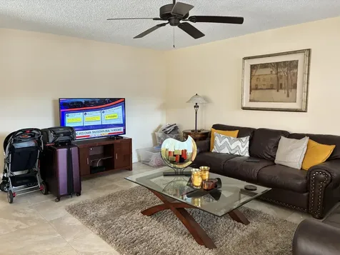 489 Burgundy K Delray Beach FL 33484