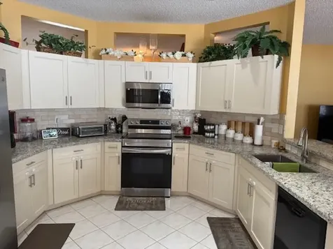 7228 Chesapeake Circle Boynton Beach FL 33436