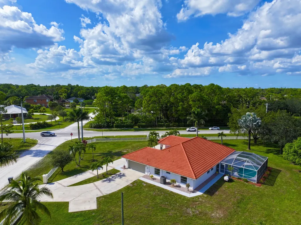 17477 69th Street Loxahatchee FL 33470