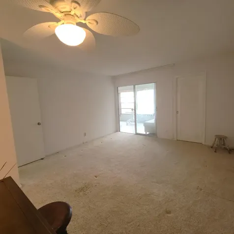 268 Wellington J West Palm Beach FL 33417
