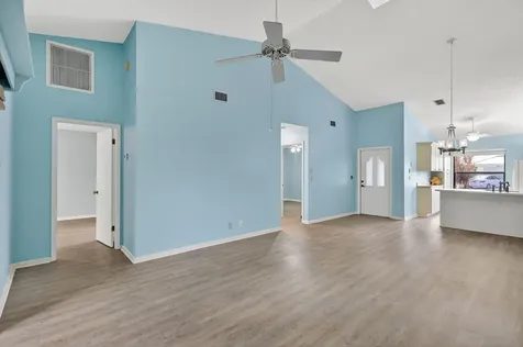 7643 Se Sugar Sand Circle Hobe Sound FL 33455