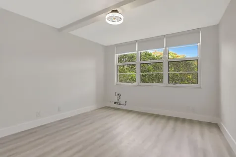 3505 Oaks Way Pompano Beach FL 33069