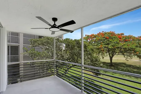 3505 Oaks Way Pompano Beach FL 33069