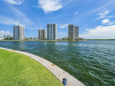 37 Yacht Club Drive North Palm Beach FL 33408