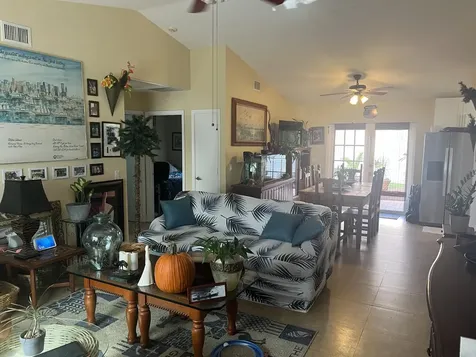 1309 W Frangipani Circle Lantana FL 33462