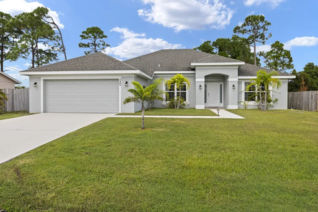 137 Sw Pisces Terrace Port Saint Lucie FL 34984