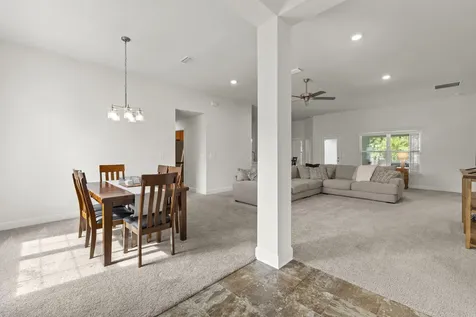 137 Sw Pisces Terrace Port Saint Lucie FL 34984