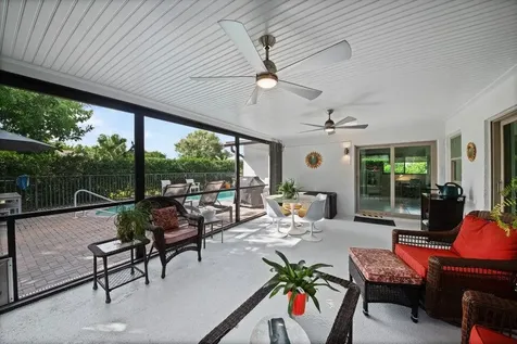 6372 Sleepy Willow Way Delray Beach FL 33484