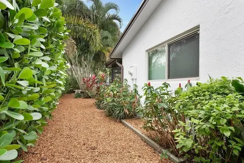6372 Sleepy Willow Way Delray Beach FL 33484