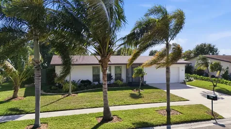 6372 Sleepy Willow Way Delray Beach FL 33484