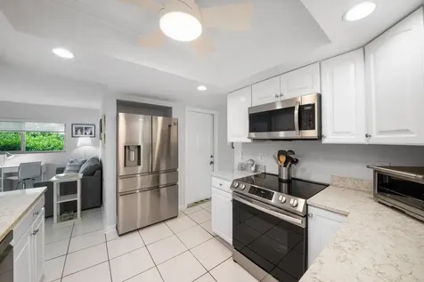 6372 Sleepy Willow Way Delray Beach FL 33484