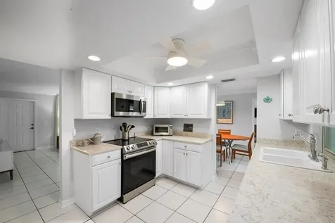 6372 Sleepy Willow Way Delray Beach FL 33484