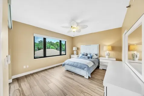 827 Oak Harbour Drive Juno Beach FL 33408