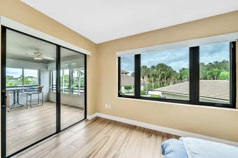 827 Oak Harbour Drive Juno Beach FL 33408