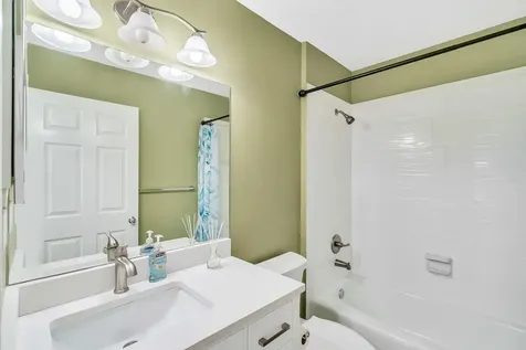 827 Oak Harbour Drive Juno Beach FL 33408