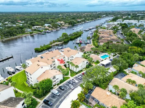 827 Oak Harbour Drive Juno Beach FL 33408