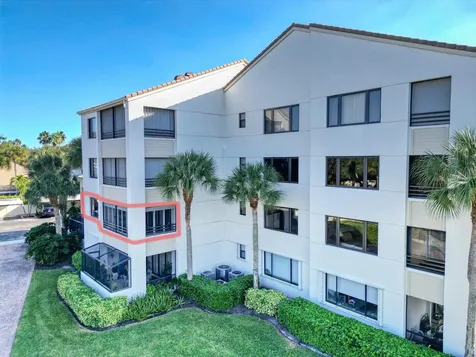 827 Oak Harbour Drive Juno Beach FL 33408