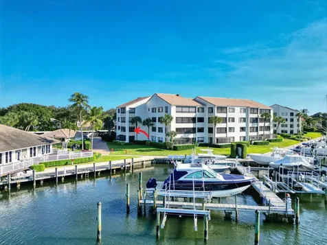827 Oak Harbour Drive Juno Beach FL 33408