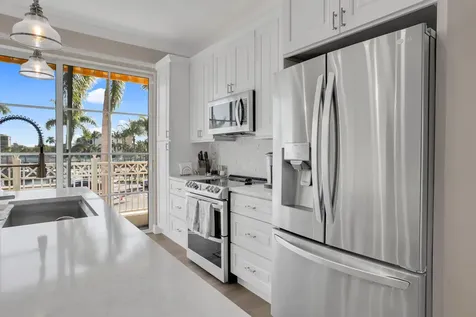 643 Casa Loma Boulevard Boynton Beach FL 33435