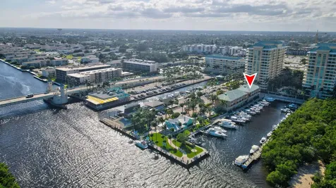 643 Casa Loma Boulevard Boynton Beach FL 33435
