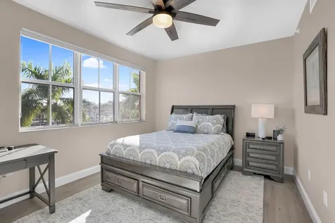 643 Casa Loma Boulevard Boynton Beach FL 33435