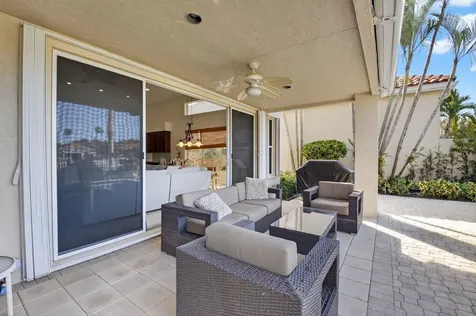 2110 Nw 62 Drive Boca Raton FL 33496