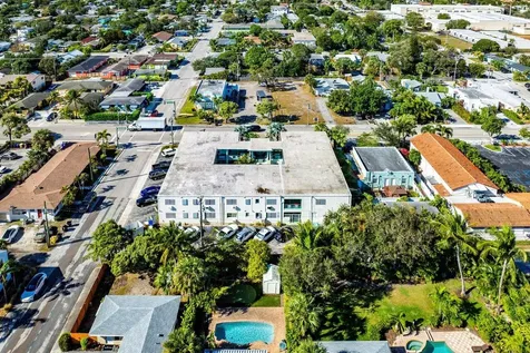 702 N Federal Highway Lake Worth Beach FL 33460