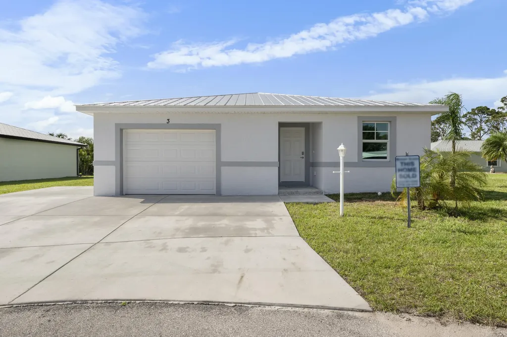 6647 Spanish Lakes Boulevard Fort Pierce FL 34951