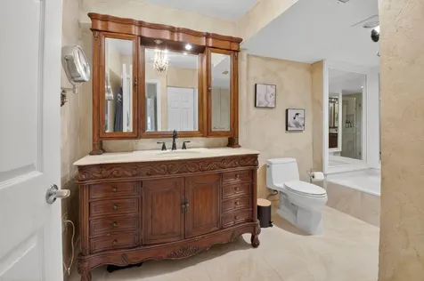 24 Westgate Lane Boynton Beach FL 33436