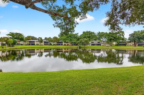 24 Westgate Lane Boynton Beach FL 33436