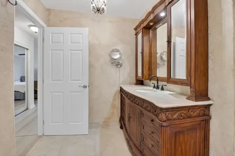 24 Westgate Lane Boynton Beach FL 33436