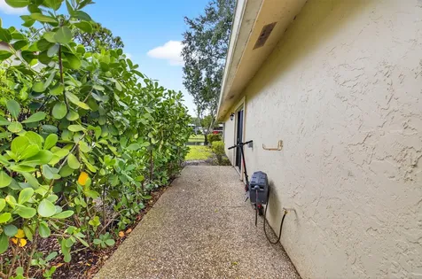 24 Westgate Lane Boynton Beach FL 33436