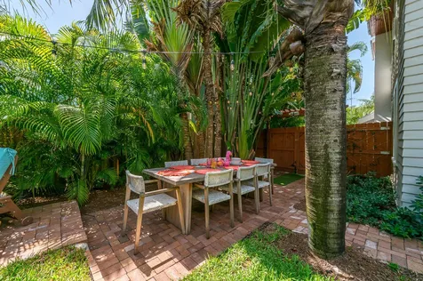 715 Palm Street West Palm Beach FL 33401