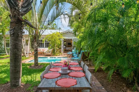 715 Palm Street West Palm Beach FL 33401