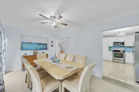 6548 Via Regina Boca Raton FL 33433