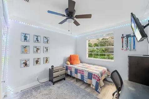 6548 Via Regina Boca Raton FL 33433