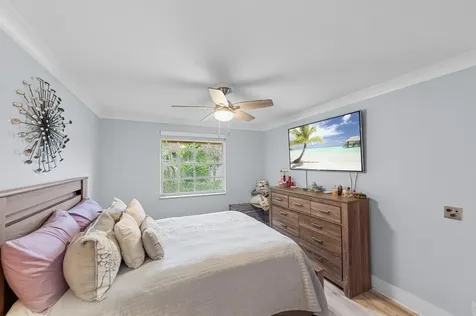 6548 Via Regina Boca Raton FL 33433