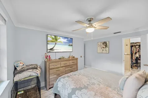 6548 Via Regina Boca Raton FL 33433