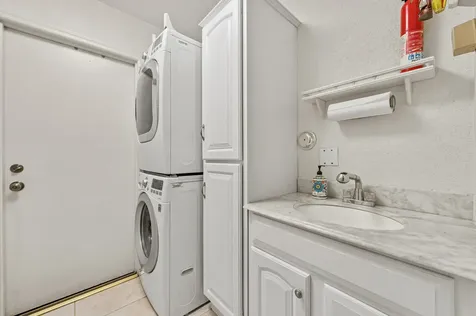 23330 La Vida Way Boca Raton FL 33433