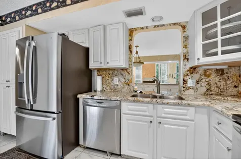 6758 Canary Palm Circle Boca Raton FL 33433