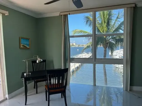 806 E Windward Way Lantana FL 33462