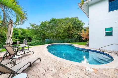 359 E Ocean Avenue Lantana FL 33462