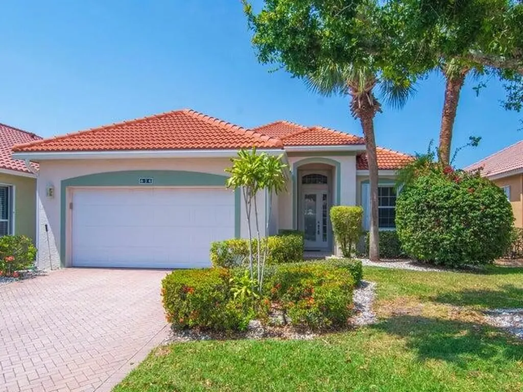 614 Nw Lambrusco Drive Port Saint Lucie FL 34986